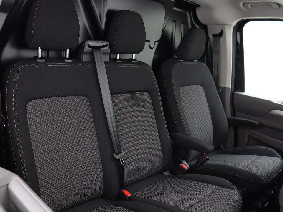 VW-Bedrijfswagens Transporter 2.0 TDI L1H1 28 Life Intro