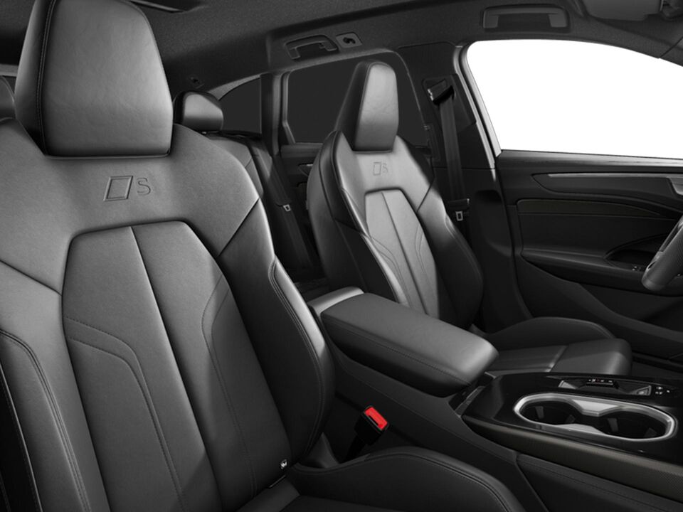 Audi A6 Avant S edition 40 TFSI 150 kW / 204 PK Avant 7 versn. S