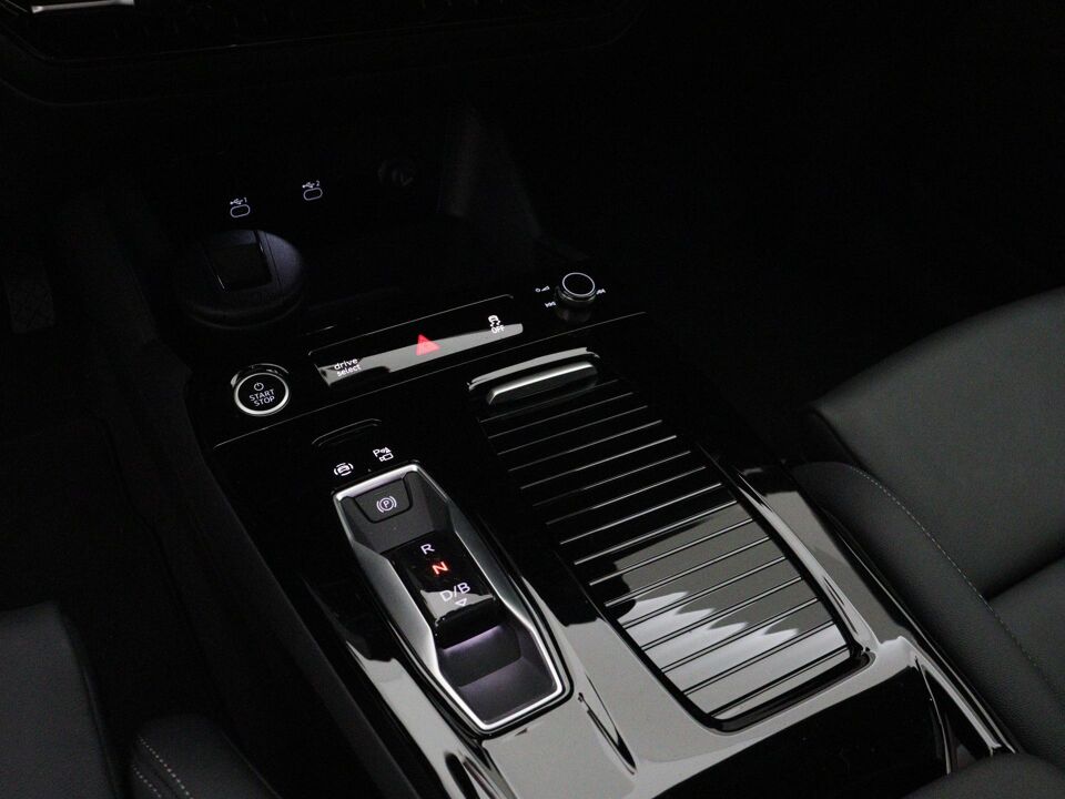 Audi Q6 e-tron S edition 100 kWh