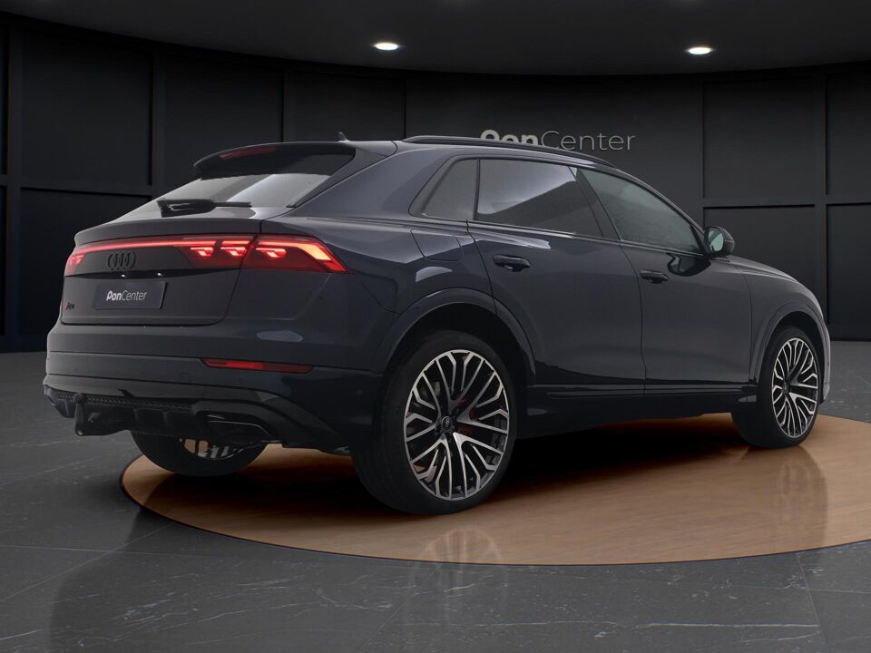 Audi Q8 Pro Line S 55 TFSI e 290 kW / 394 PK SUV 8 versn.
