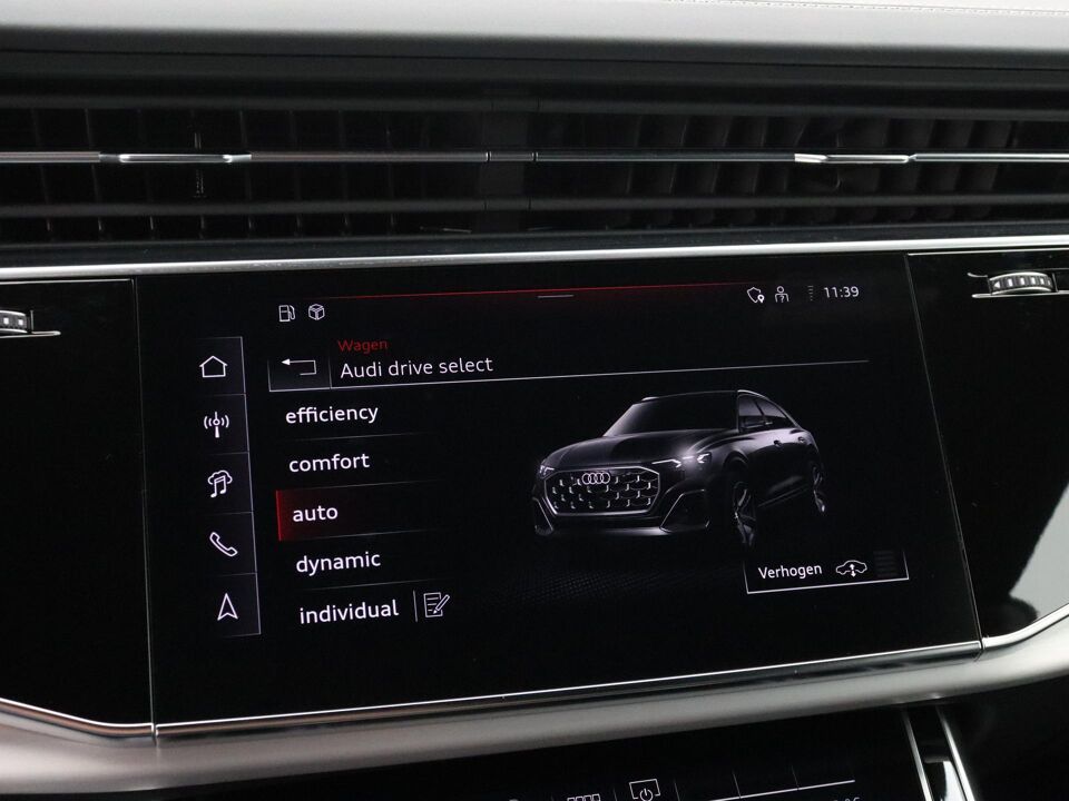 Audi Q8 Pro Line S 55 TFSI e 290 kW / 394 PK SUV 8 versn.
