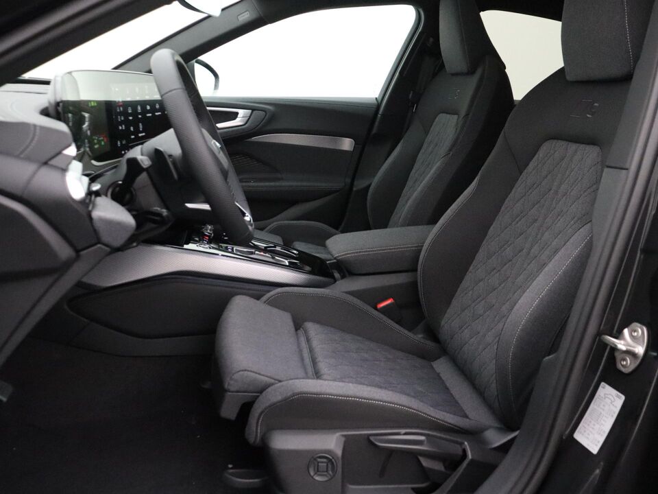 Audi A5 Limousine Edition One 35 TFSI 110 kW / 150 pk