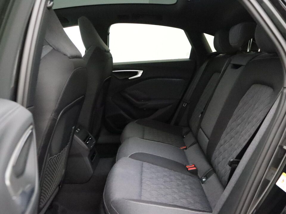 Audi A5 Limousine Edition One 35 TFSI 110 kW / 150 pk