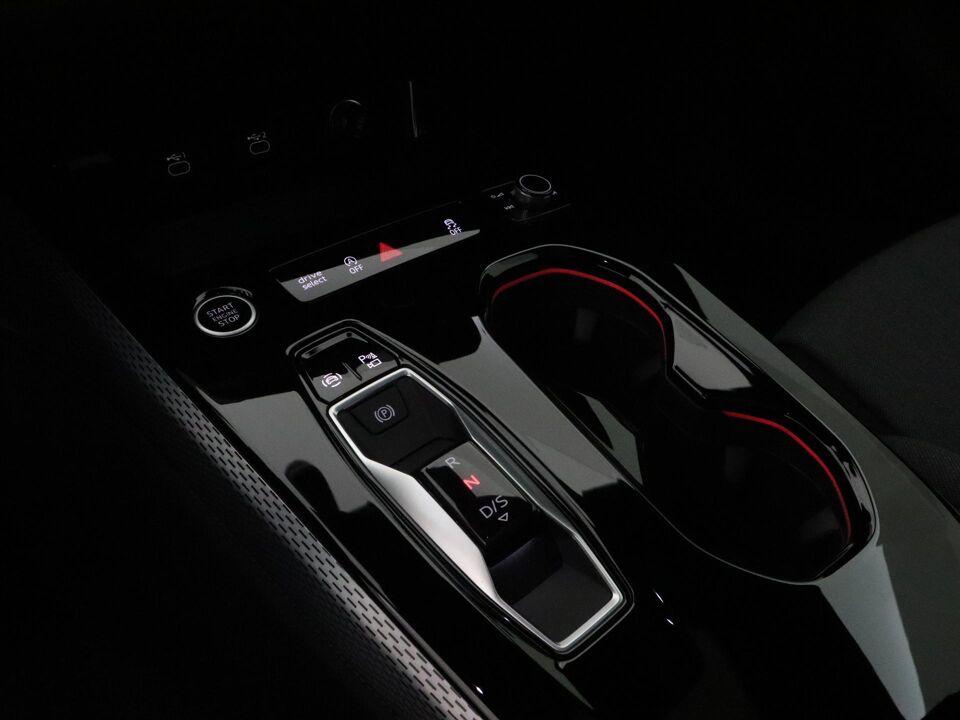 Audi A5 Limousine Edition One 35 TFSI 110 kW / 150 pk