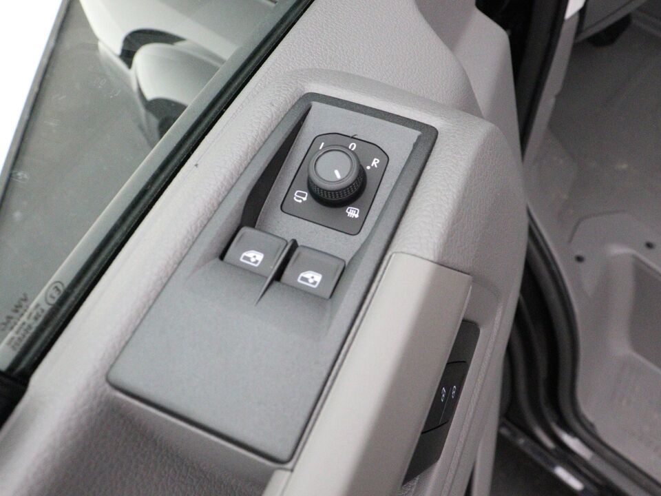 VW-Bedrijfswagens Crafter Highline L3H3 2.0 TDI 130 kW / 177 pk