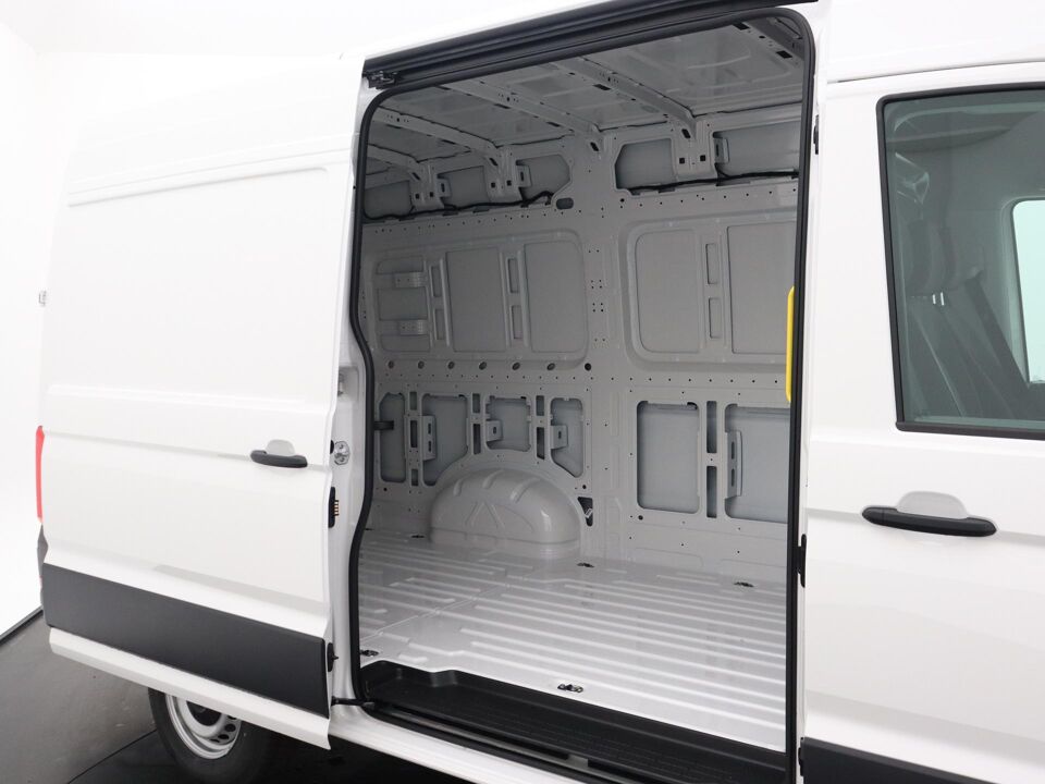 VW-Bedrijfswagens Crafter Highline L3H3 2.0 TDI 103 kW / 140 pk