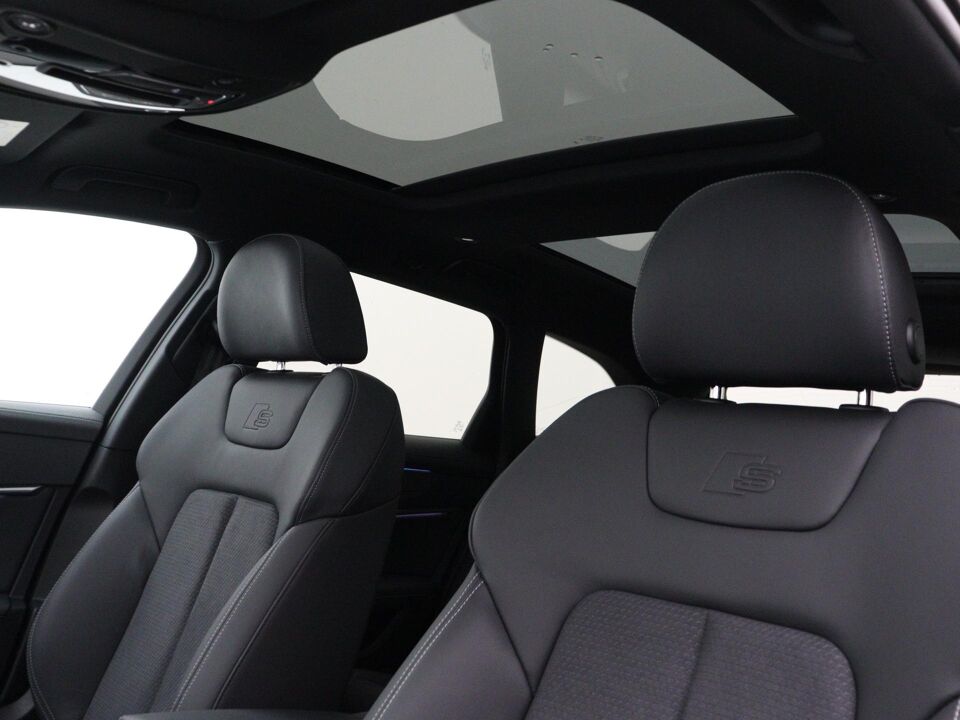 Audi A6 Avant S edition Competition 50 TFSI e 220 kW / 299 pk