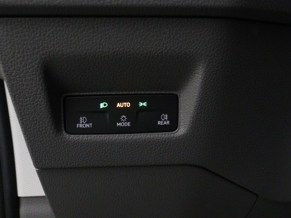 VW-Bedrijfswagens Crafter Highline L3H3 2.0 TDI 103 kW / 140 pk