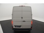 VW-Bedrijfswagens Crafter Highline L3H3 2.0 TDI 103 kW / 140 pk