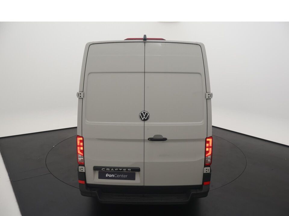VW-Bedrijfswagens Crafter Highline L3H3 2.0 TDI 103 kW / 140 pk