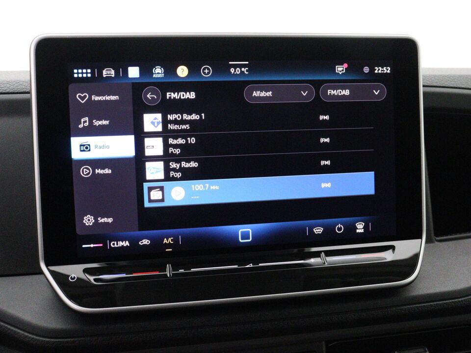 VW-Bedrijfswagens Crafter Highline L3H3 2.0 TDI 103 kW / 140 pk