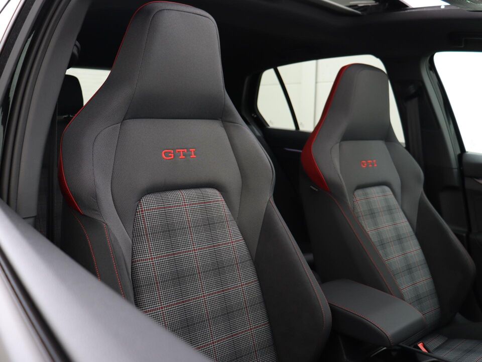 Volkswagen Golf GTI 2.0 TSI DSG 195 kW / 265 pk