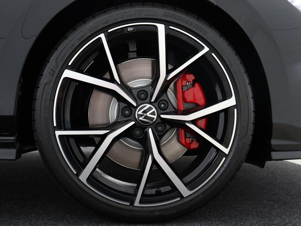Volkswagen Golf GTI 2.0 TSI DSG 195 kW / 265 pk