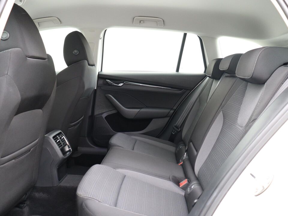 Škoda Octavia Combi 1.4 TSI 204 PK iV PHEV Business Edition