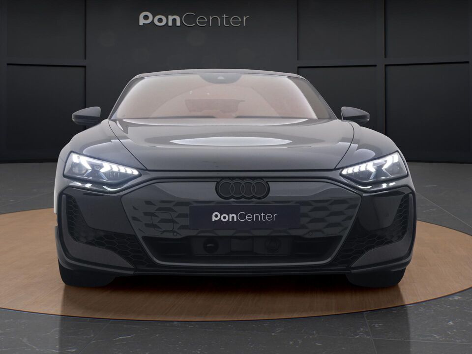 Audi RS e-tron GT Performance 550kW/748pk