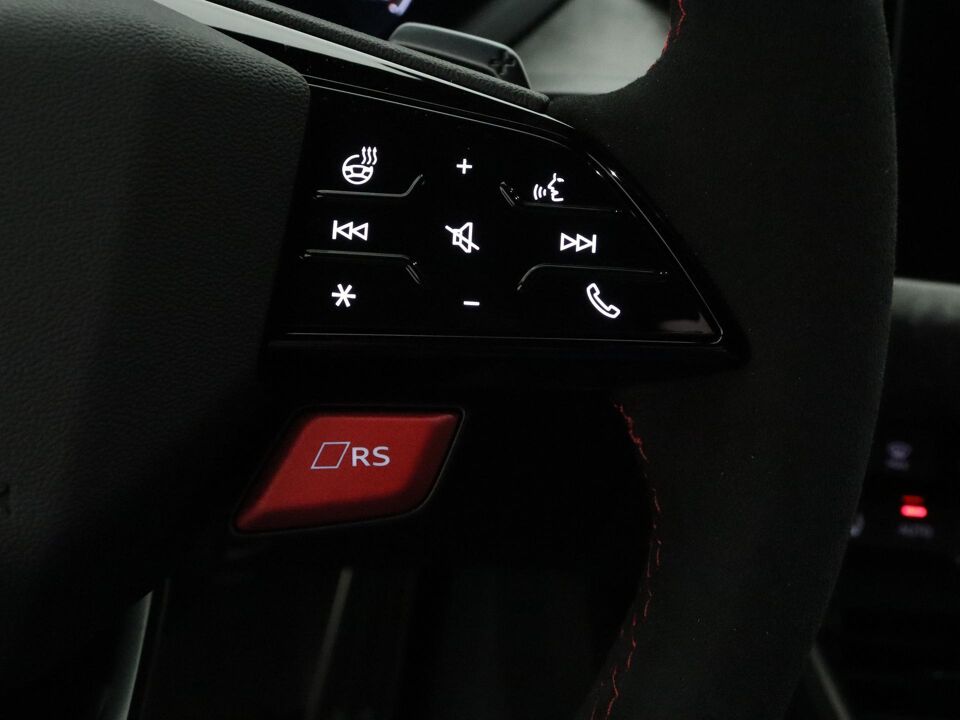 Audi RS e-tron GT Performance 550kW/748pk