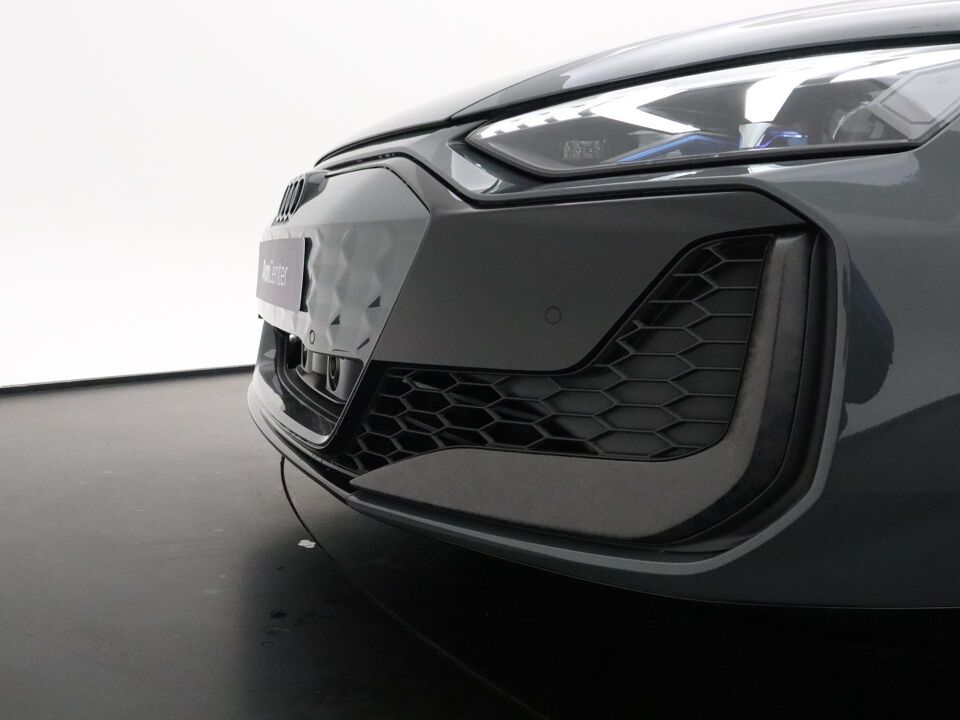 Audi RS e-tron GT Performance 550kW/748pk