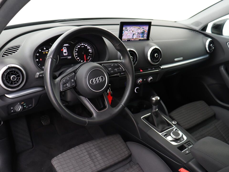 Audi A3 Limousine 30 TFSI Sport Lease Edition
