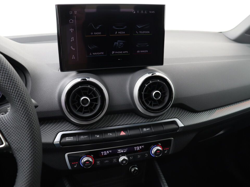 Audi Q2 S edition 35 TFSI 110 kW / 150 pk