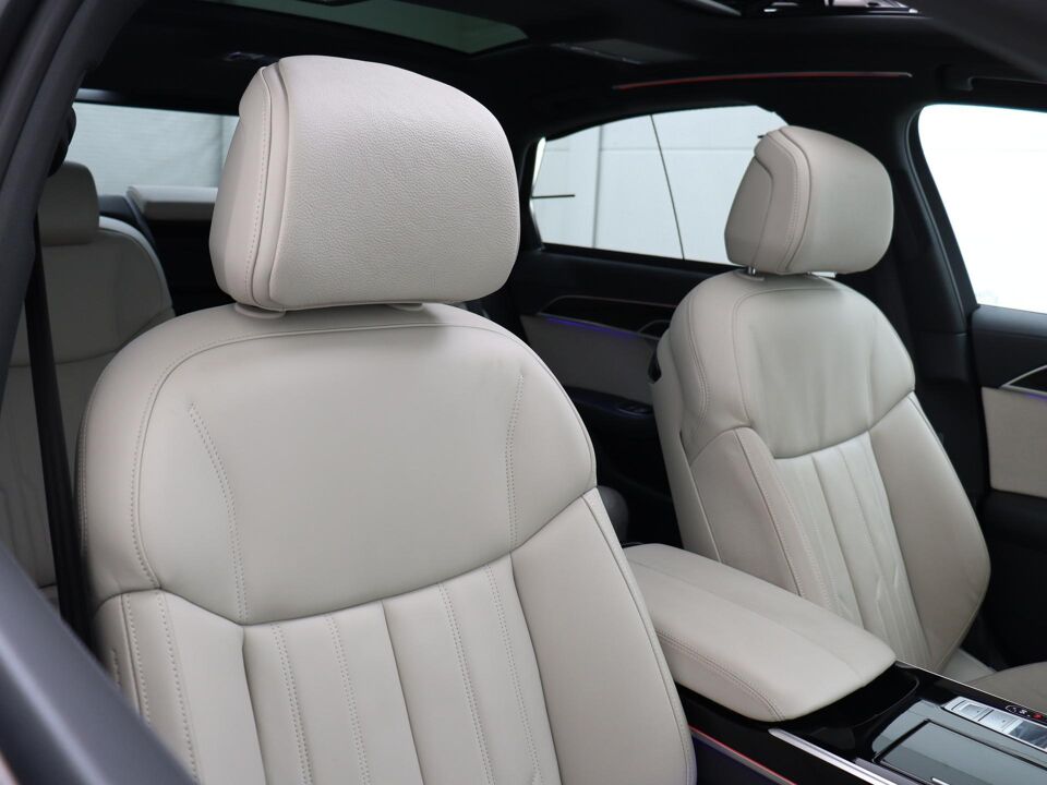 Audi A8 60 TFSI e 462 PK Quattro Lang