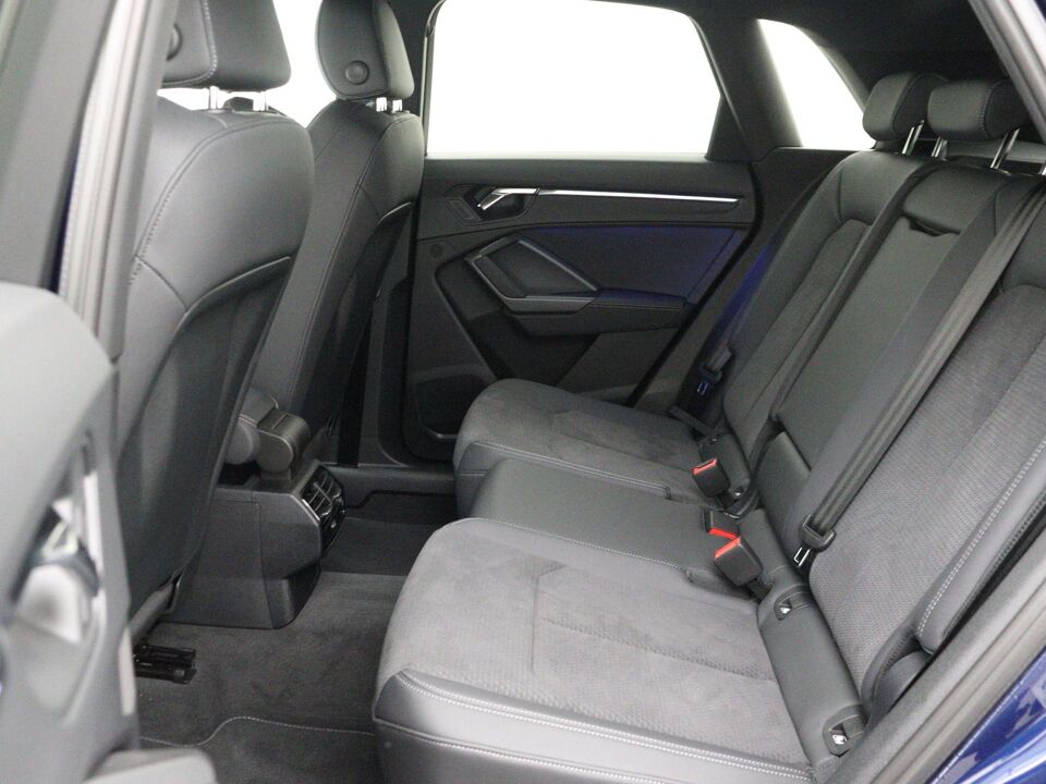 Audi Q3 45 TFSI e S edition