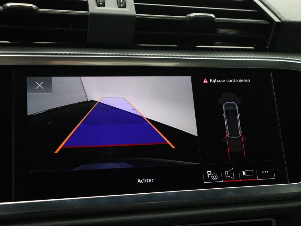 Audi Q3 45 TFSI e S edition