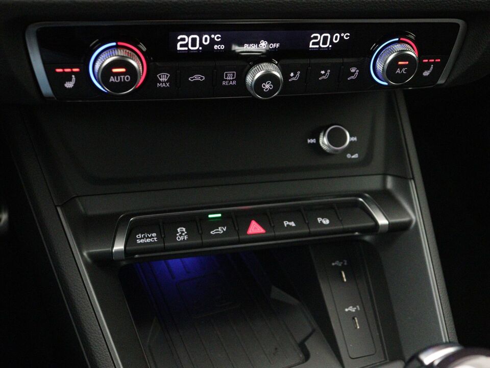 Audi Q3 45 TFSI e S edition