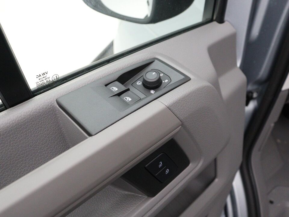 VW-Bedrijfswagens Crafter Highline L3H3 2.0 TDI 130 kW / 177 pk