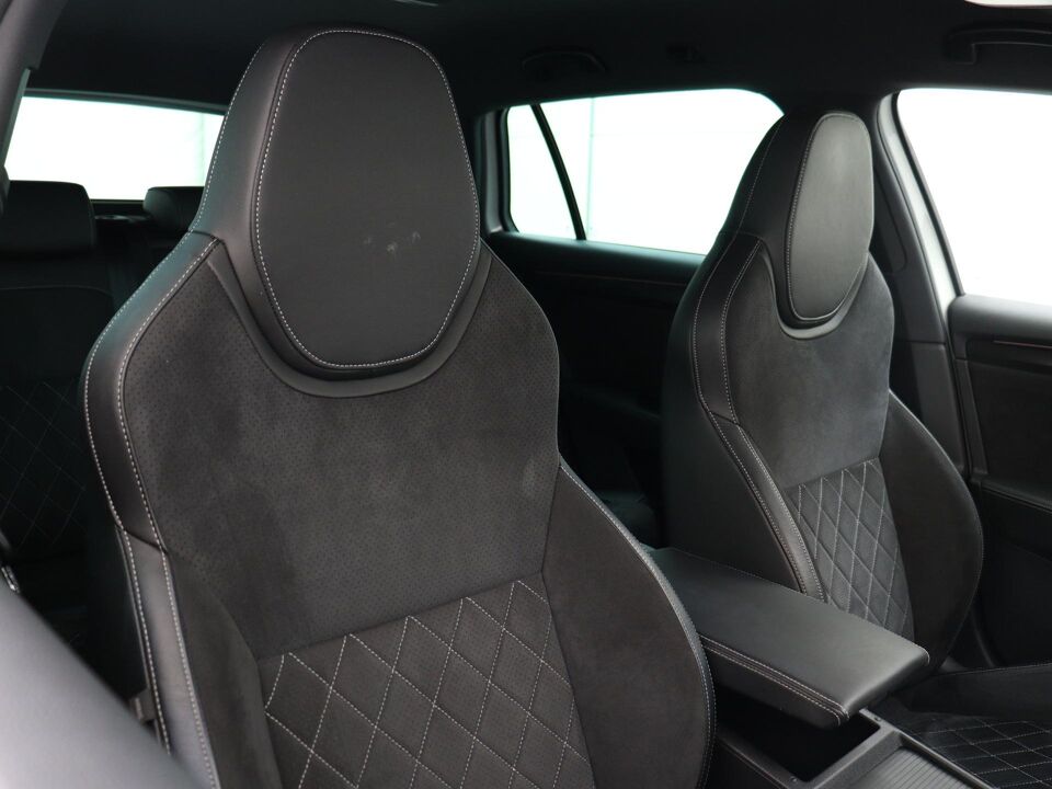 Škoda Superb Combi 1.4 TSI 218 PK iV Sportline Business