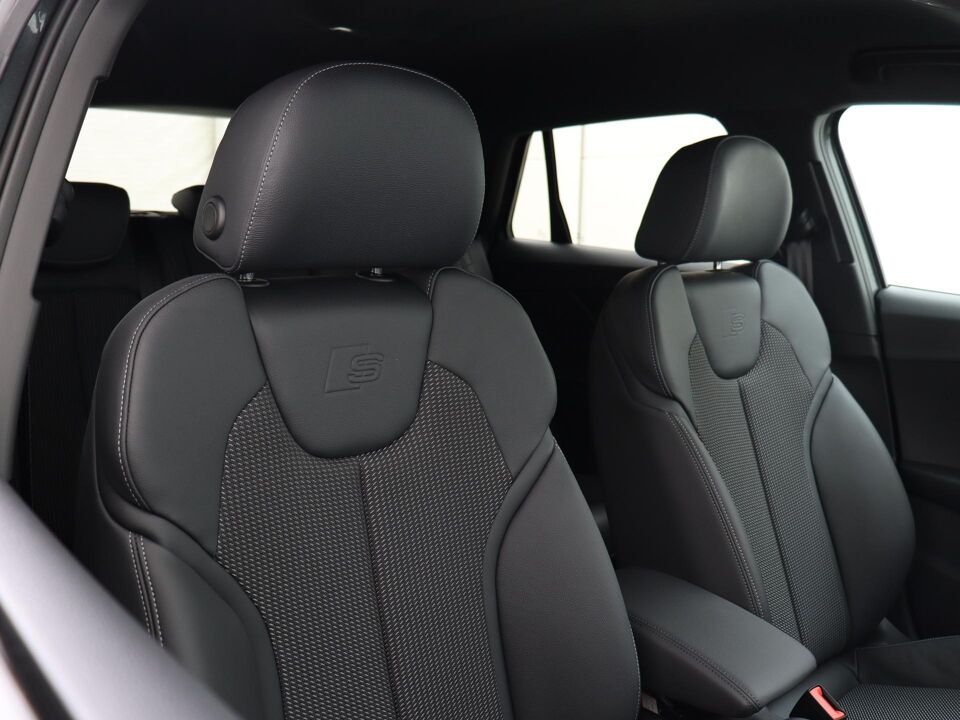 Audi Q2 S edition 35 TFSI 110 kW / 150 pk