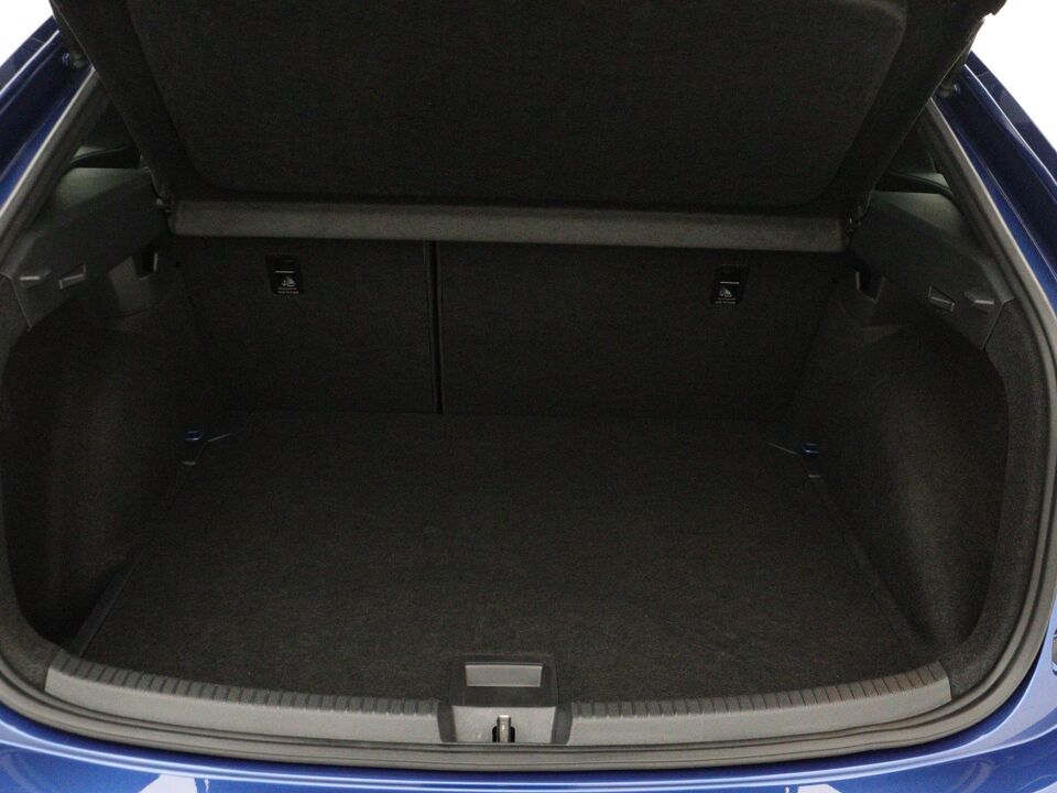 Volkswagen Taigo 1.0 TSI R-Line