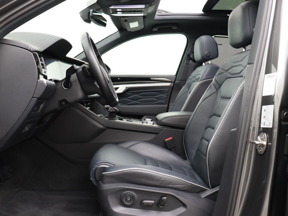 Volkswagen Touareg 3.0 TSI eHybrid 380PK 4MOTION Elegance