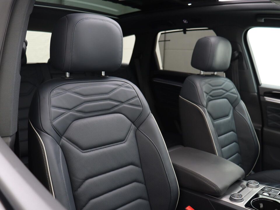 Volkswagen Touareg 3.0 TSI eHybrid 380PK 4MOTION Elegance