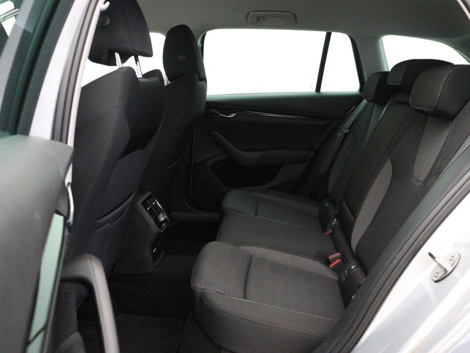 Škoda Octavia Combi 1.0 e-TSI Business Edition Plus