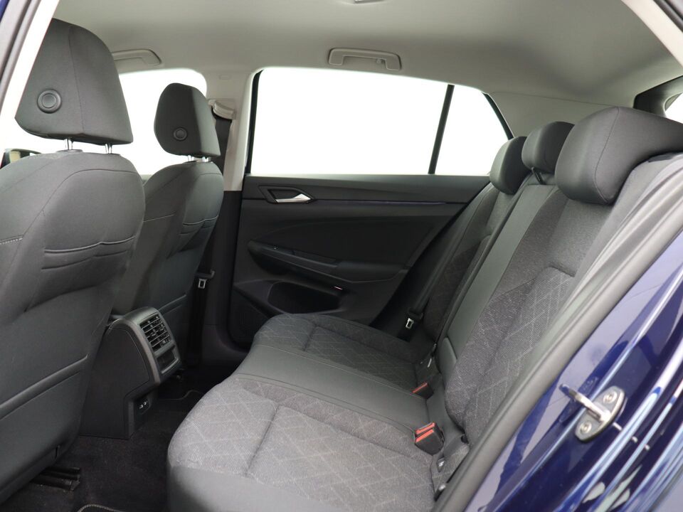 Volkswagen Golf 1.0 TSI 110 PK Life