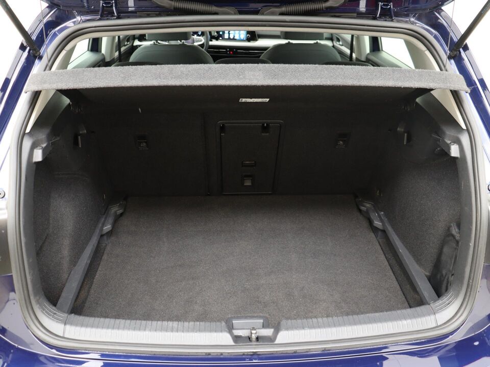 Volkswagen Golf 1.0 TSI 110 PK Life