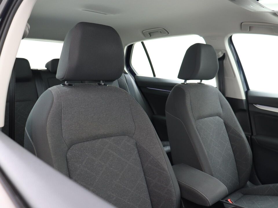 Volkswagen Golf 1.0 TSI 110 PK Life