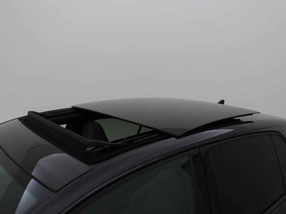 Volkswagen Golf 1.5 eTSI R-Line