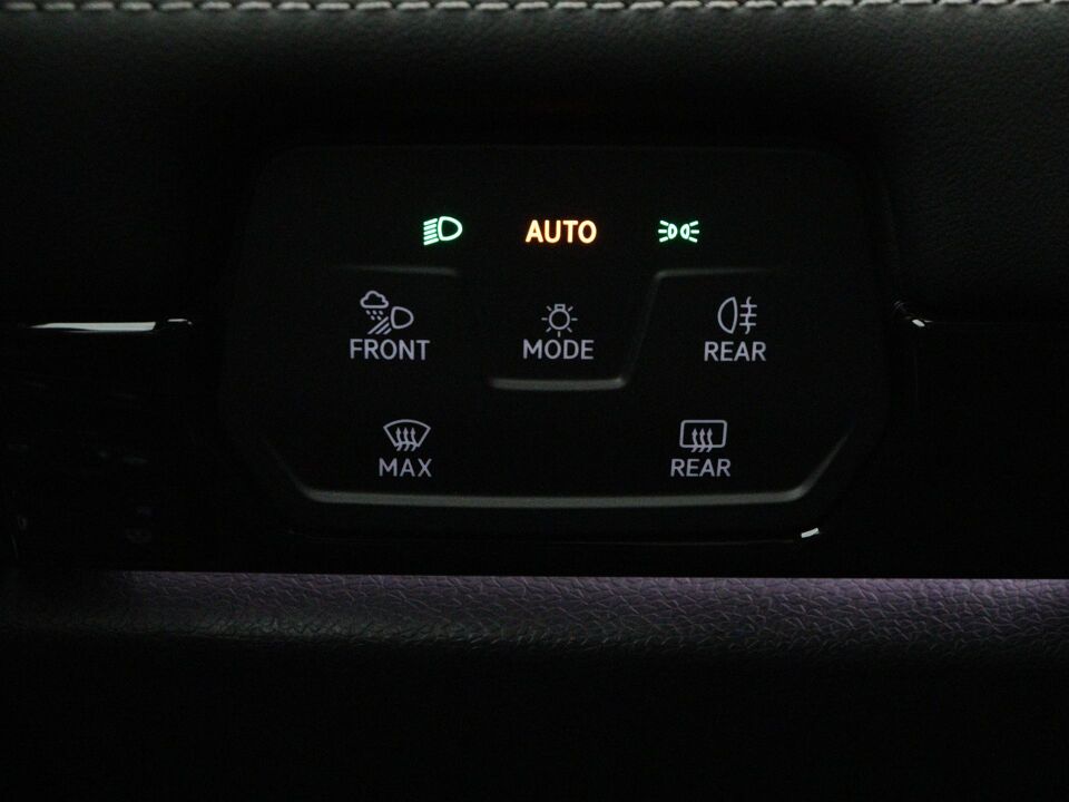 Volkswagen ID.7 Pro Business 77 kWh 210 kW / 286 pk