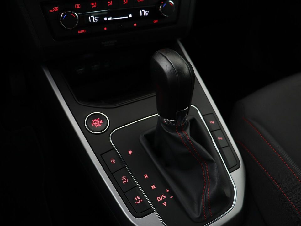 SEAT Arona 1.0 TSI FR Business Intense