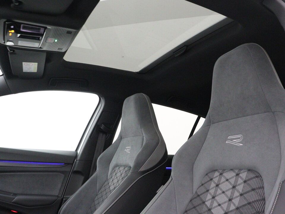 Volkswagen Golf 1.5 eTSI 150 PK DSG R-Line
