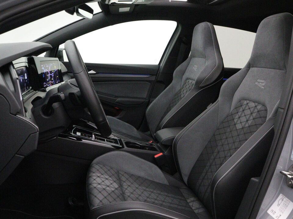 Volkswagen Golf 1.5 eTSI 150 PK DSG R-Line