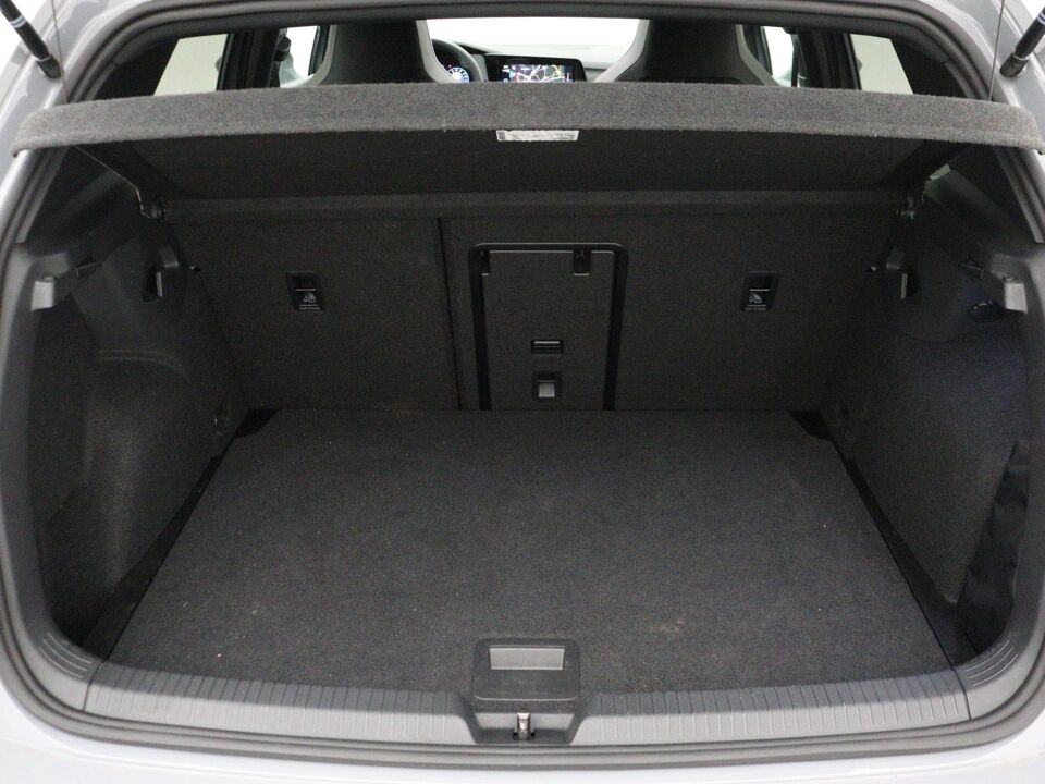 Volkswagen Golf 1.5 eTSI 150 PK DSG R-Line