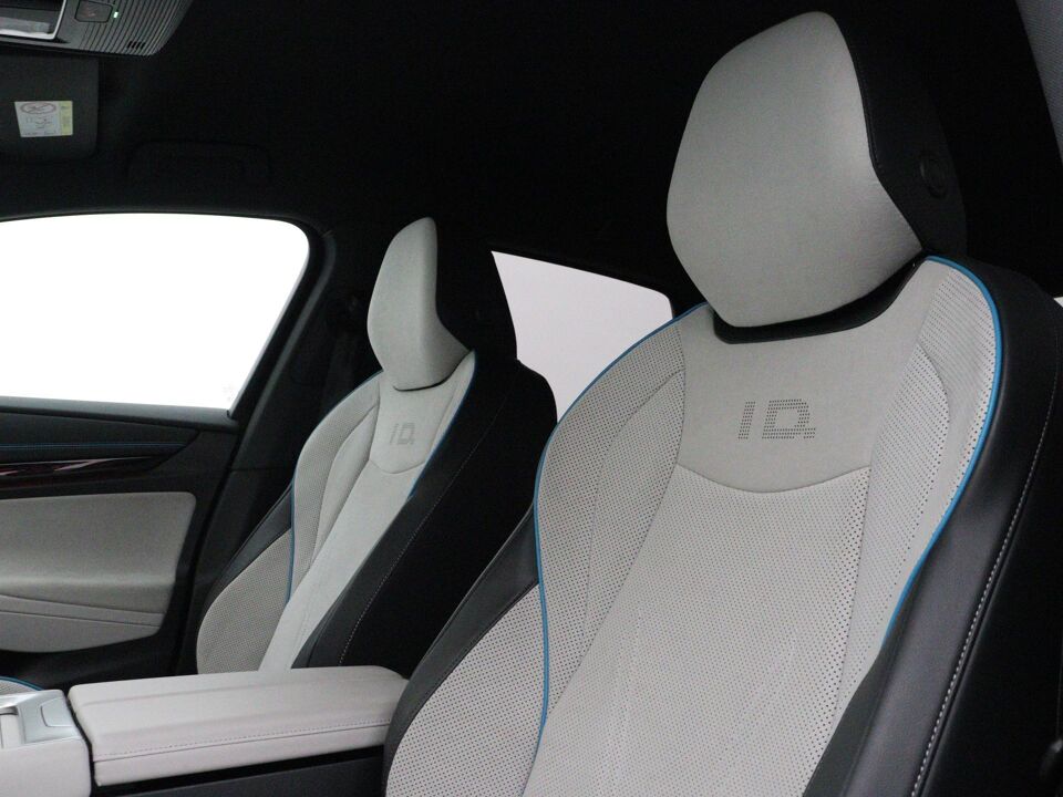 Volkswagen ID.7 Pro Business 77 kWh