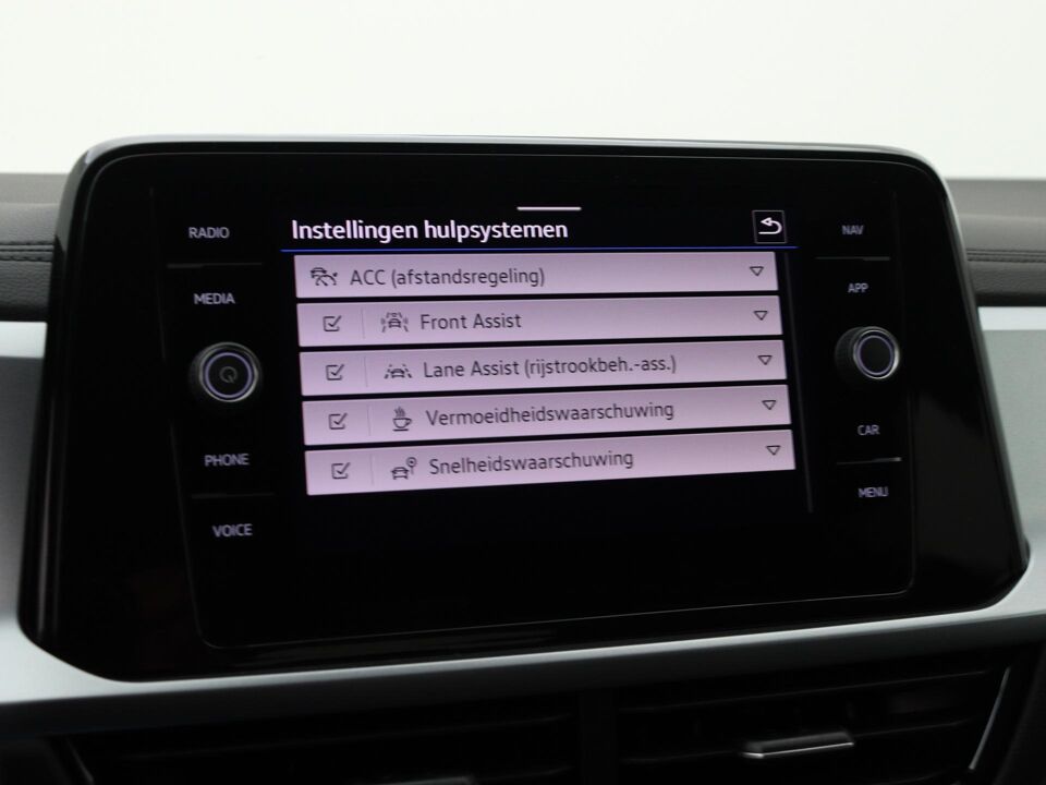 Volkswagen T-Roc Life Edition 1.0 TSI 85 kW / 116 pk