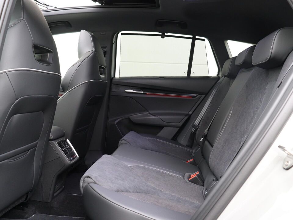 Škoda Enyaq iV Sportline 210 kW / 286 PK