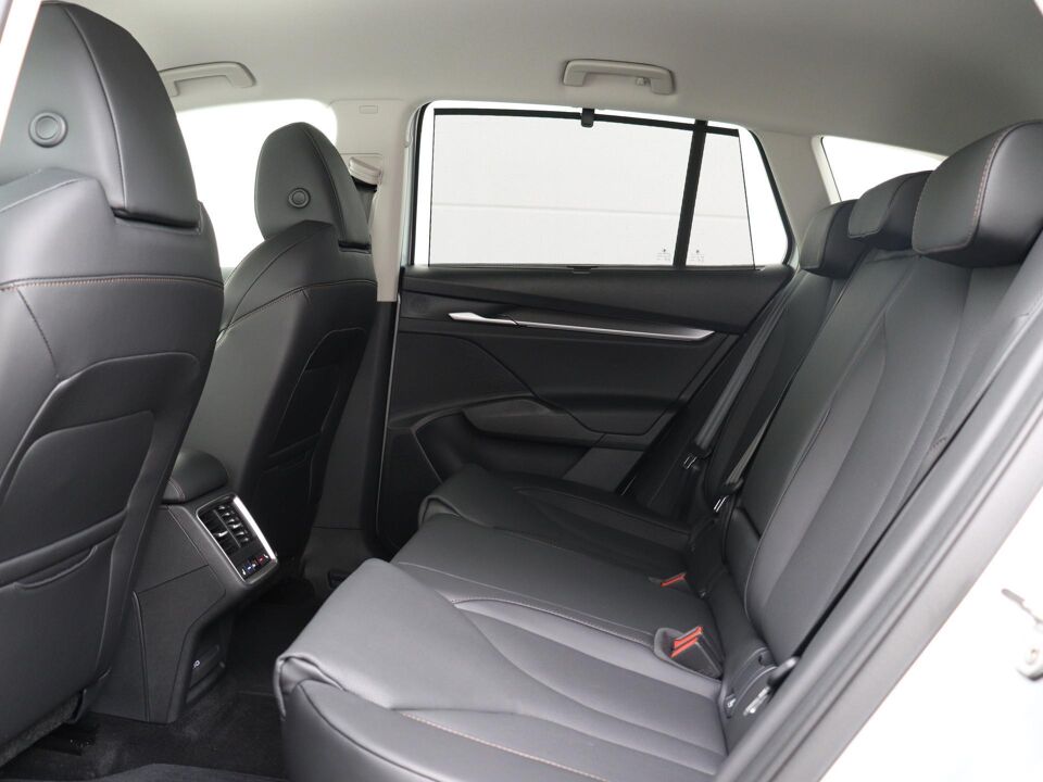 Škoda Enyaq iV Business Edition 150 kW / 204 PK
