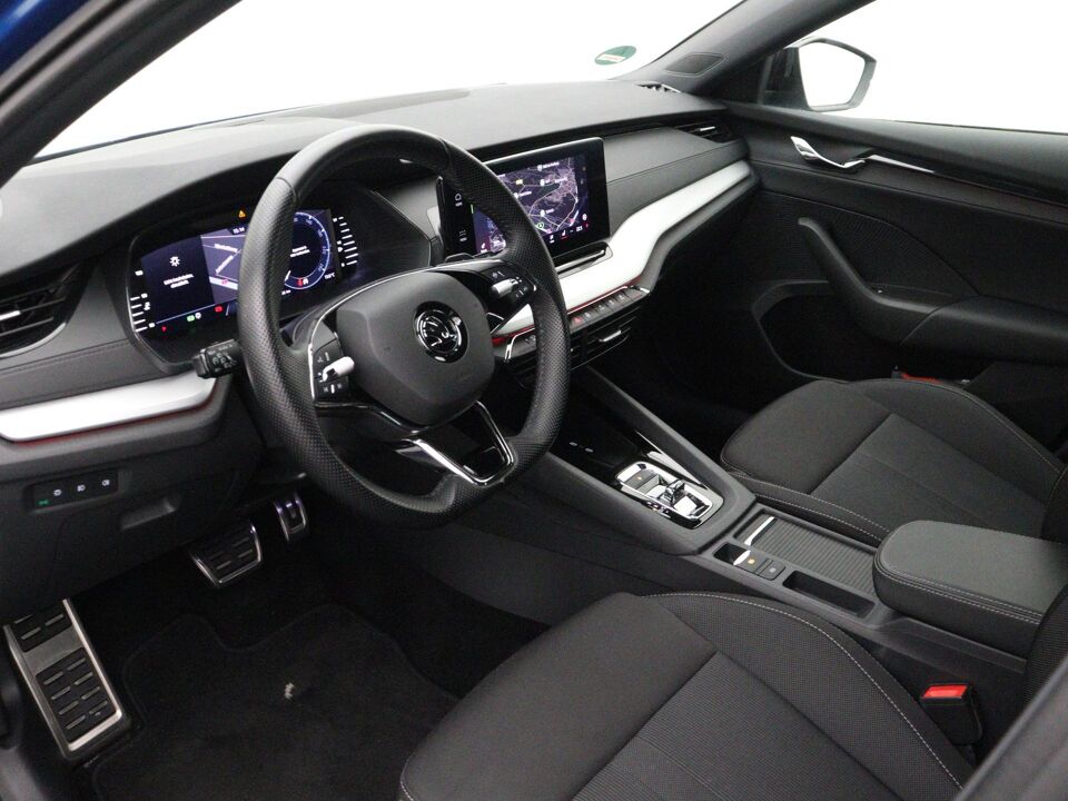 Škoda Octavia Combi 1.5 e-TSI Sport Business