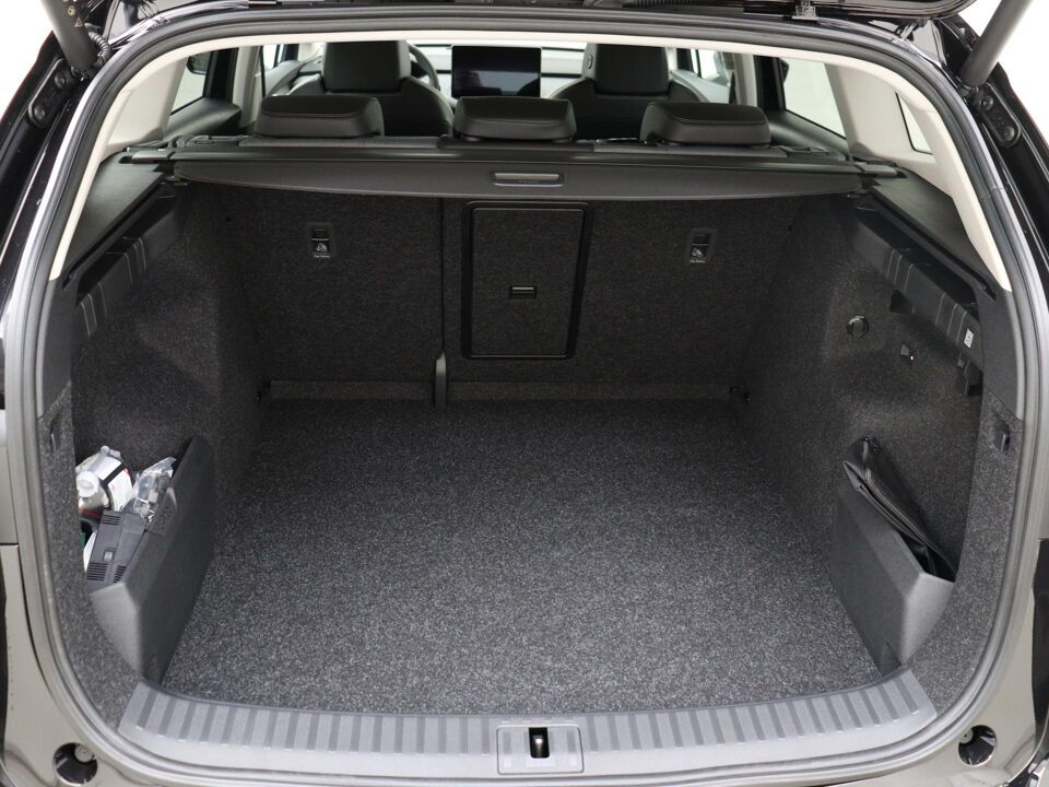 Škoda Enyaq iV Selection 150 kW / 204 PK