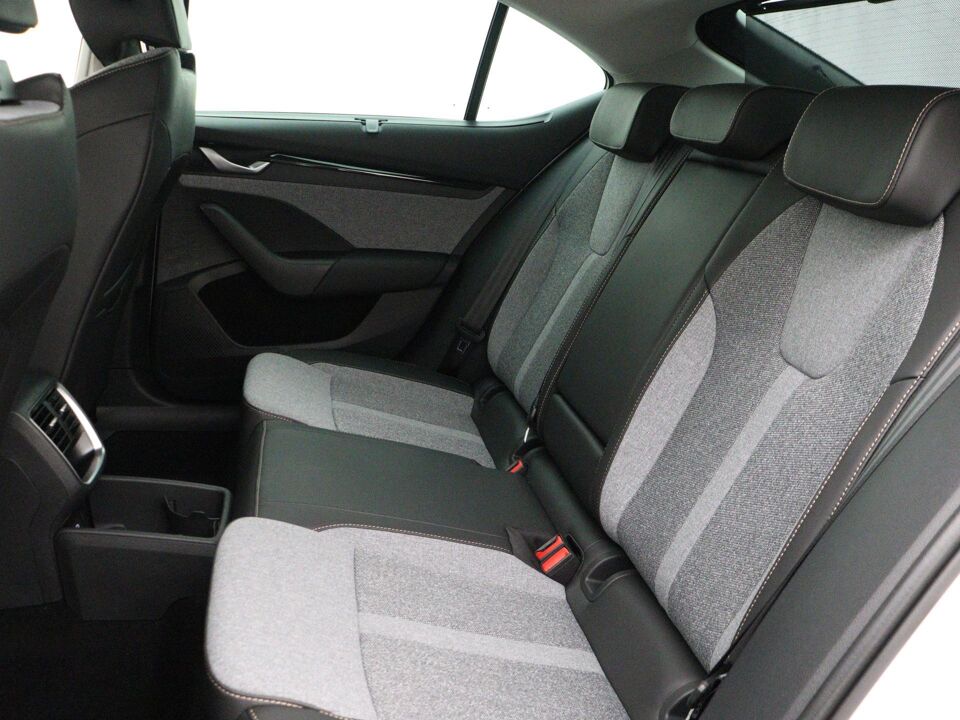 Škoda Octavia Business Edition 1.5 TSI m-HEV 85 kW / 115 PK